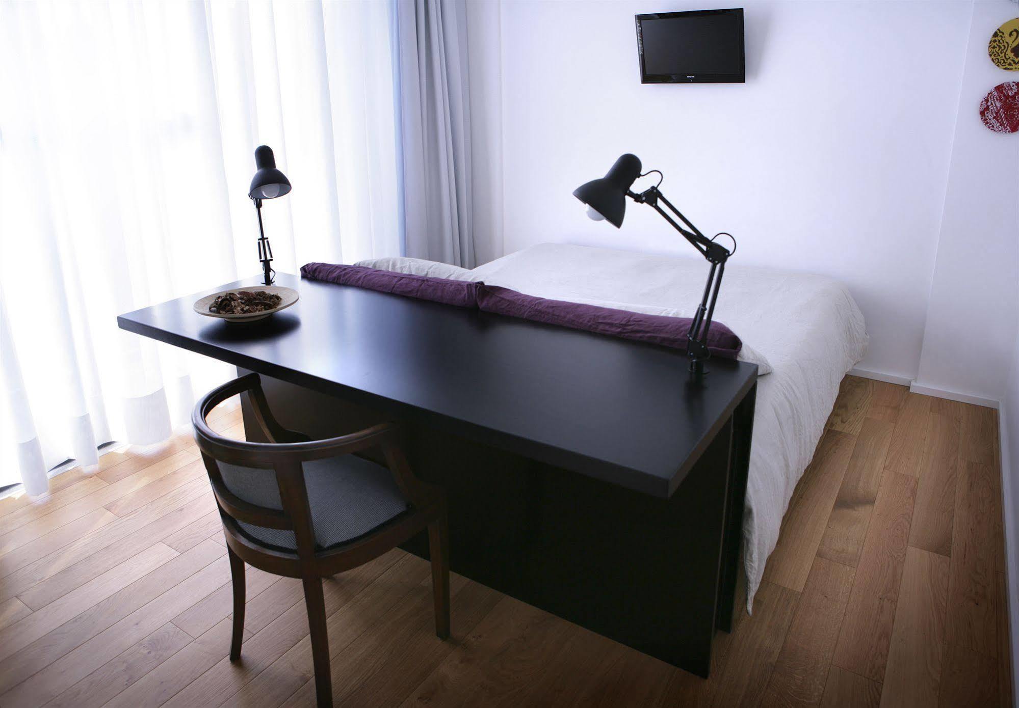 Mxp Rooms Guest House Cardano Al Campo Ngoại thất bức ảnh